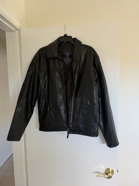 U.S. Polo Assn. Men's Black Leather Bomber Jacket